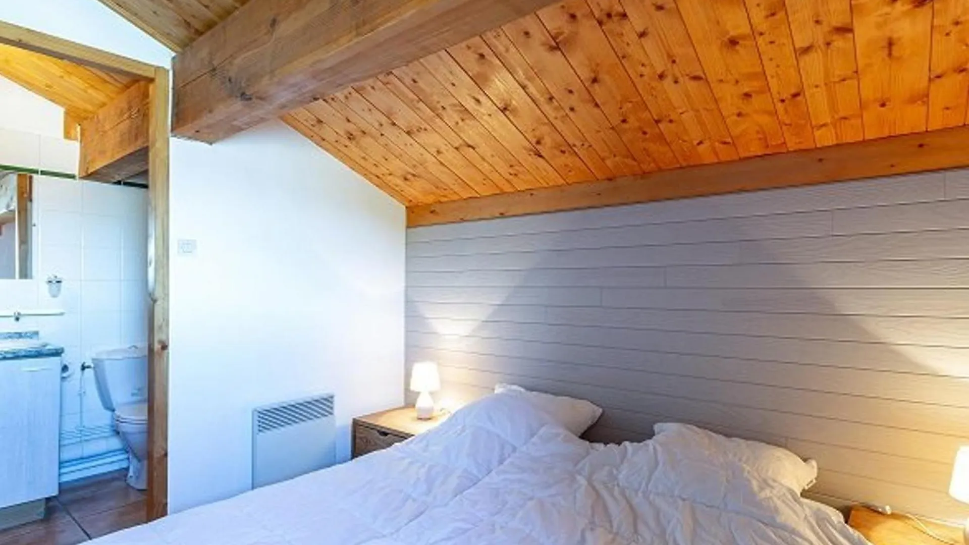 Holiday home Chalet 6 Pieces Sur Les Pistes A La Plagne, 10 Pers, Garage, Balcon, Ensoleille, Ski-In/Ski-Out - Fr-1-351-85