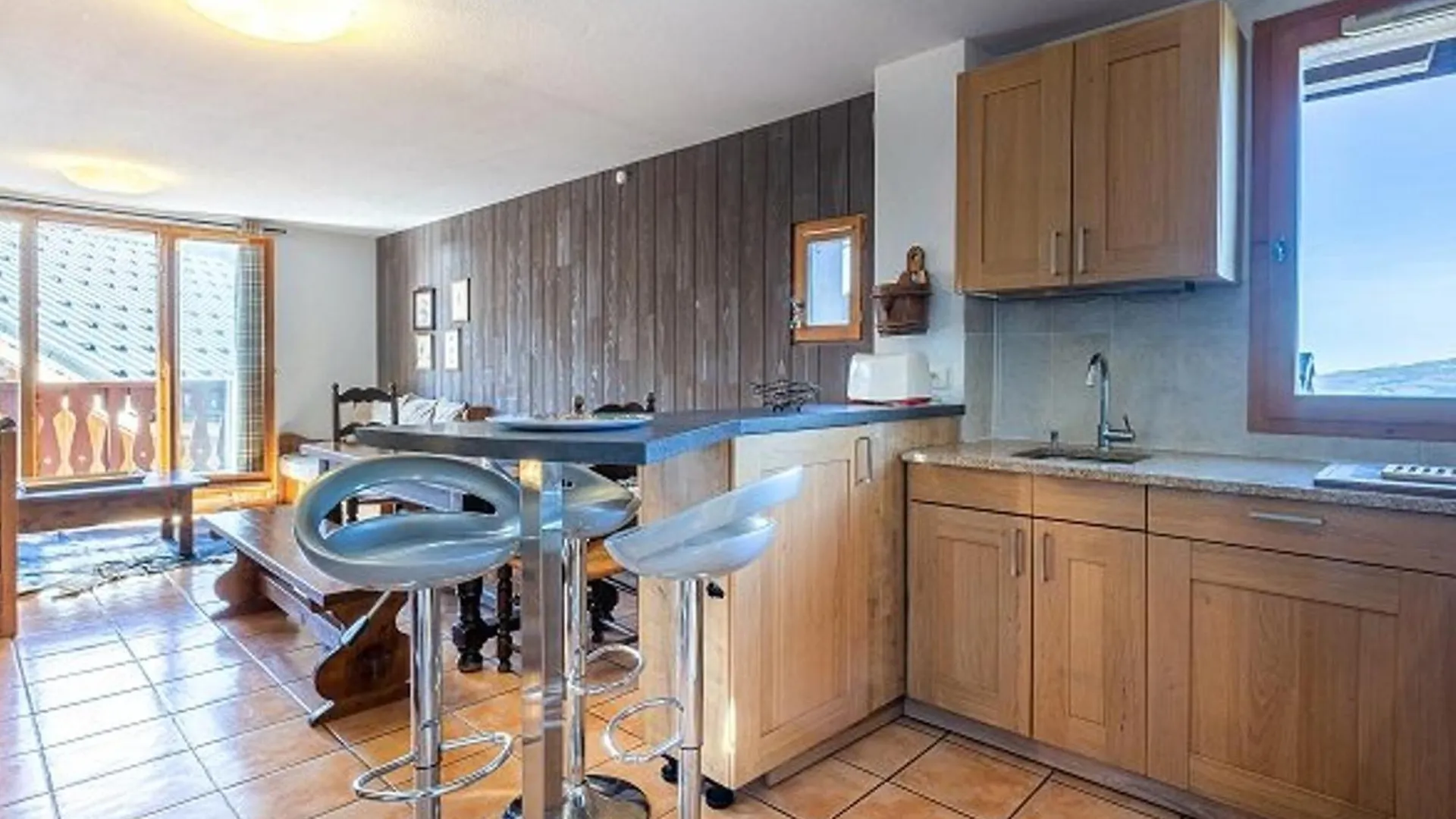 Chalet 6 Pieces Sur Les Pistes A La Plagne, 10 Pers, Garage, Balcon, Ensoleille, Ski-In/Ski-Out - Fr-1-351-85 0*,  France