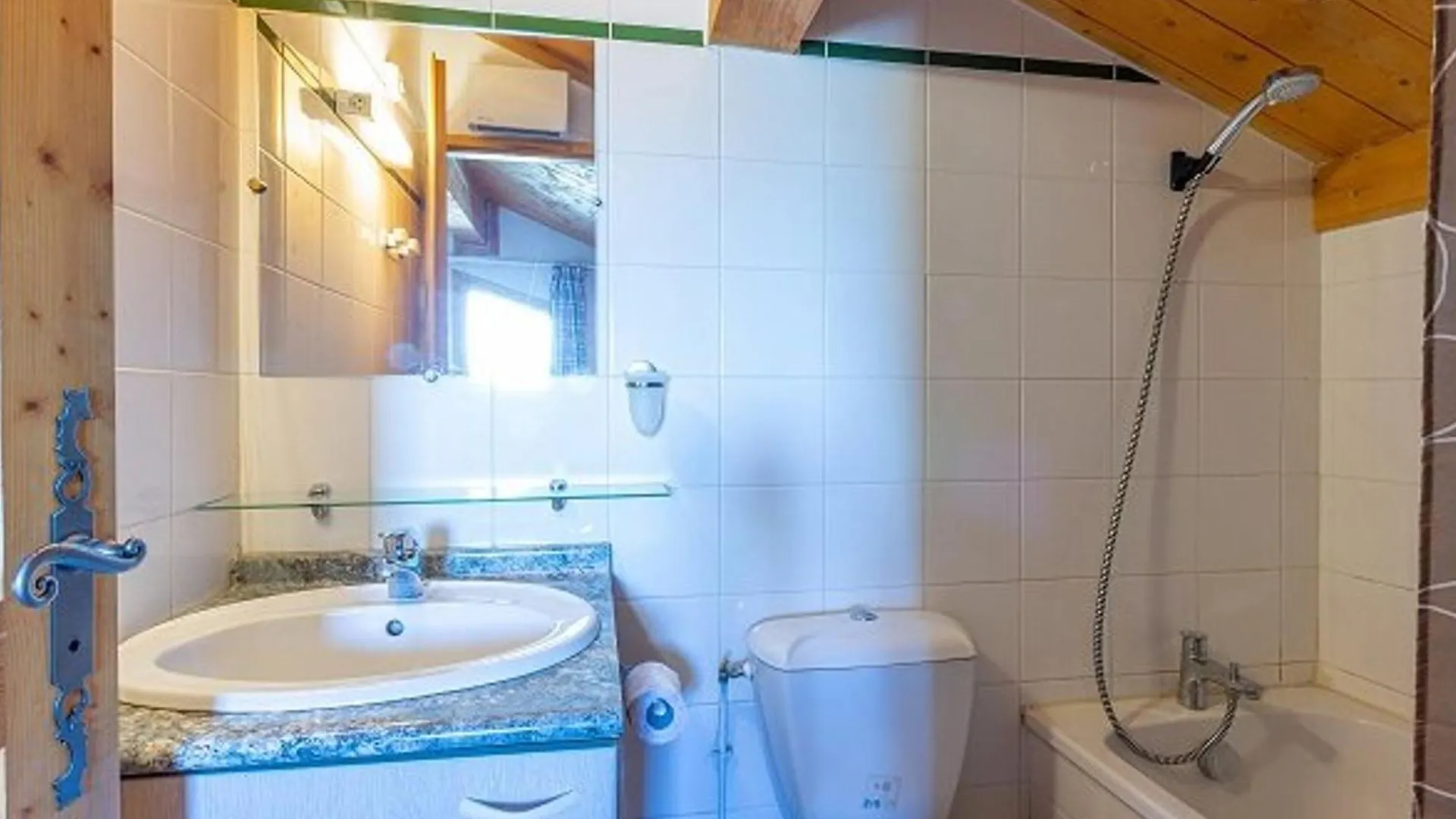 Chalet 6 Pieces Sur Les Pistes A La Plagne, 10 Pers, Garage, Balcon, Ensoleille, Ski-In/Ski-Out - Fr-1-351-85 0*,